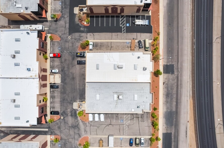 More Photos Of 1051 Olsen St, Henderson Industrial For Sale