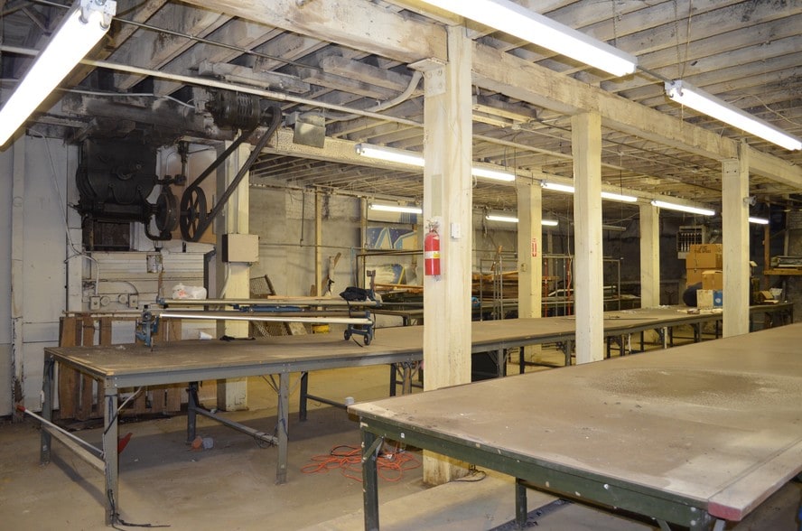 More Photos Of 2613-2615 Coral St, Philadelphia Manufacturing For Sale