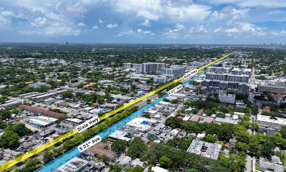 More Photos Of 601 S 21st Ave, Hollywood Showroom For Lease