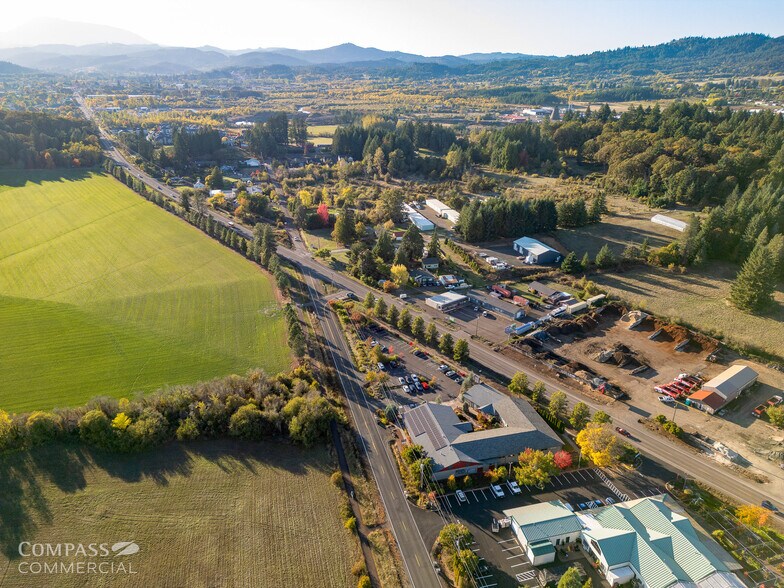 More Photos Of 6735 SW Country Club Dr, Corvallis General Retail For Sale