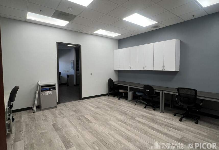 More Photos Of 2260 W Orange Grove Rd, Tucson Medical For Lease
