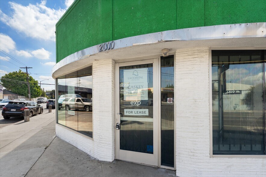 More Photos Of 2000 S La Cienega Blvd, Los Angeles Storefront For Lease