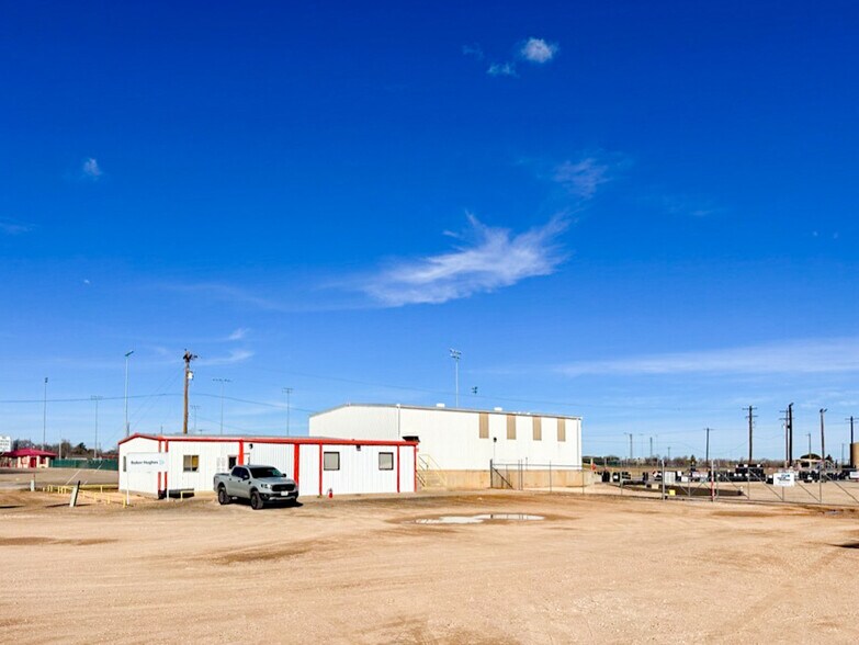 More Photos Of 3464 State Road 301, Sundown Warehouse For Sale