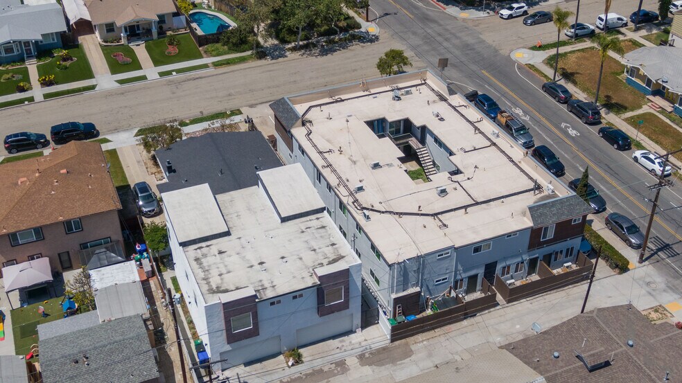 More Photos Of 3167 Landis St, San Diego Apartments For Sale