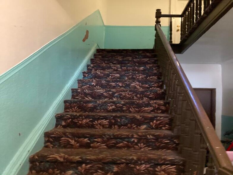 More Photos Of 466 Prospect Pl, Brooklyn Apartments For Sale