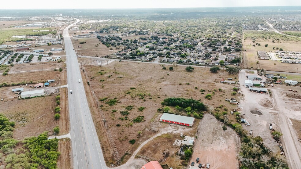 More Photos Of Navarro @ Northside rd, Victoria Land For Sale