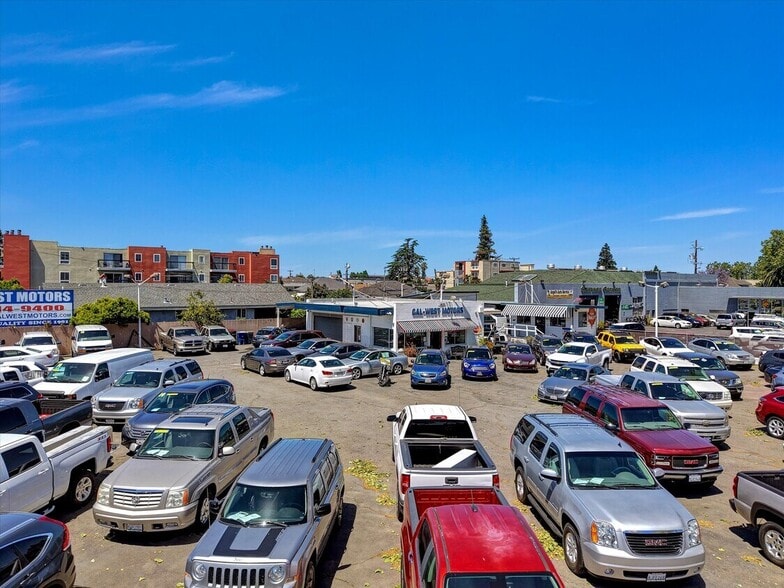 More Photos Of 1953 E 14th St, San Leandro Auto Dealership For Sale