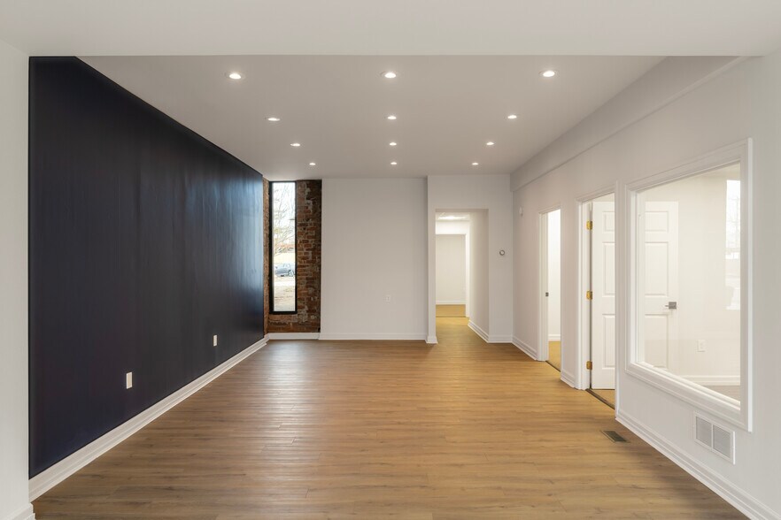 More Photos Of 814 Madison Ave, Covington Office Residential For Lease