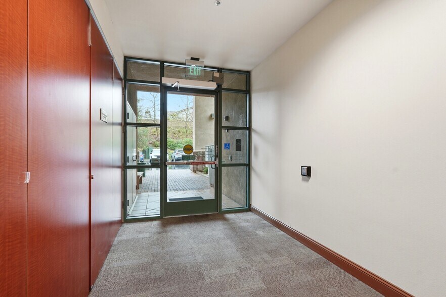 More Photos Of 1000 Newbury Rd, Thousand Oaks Medical For Sale