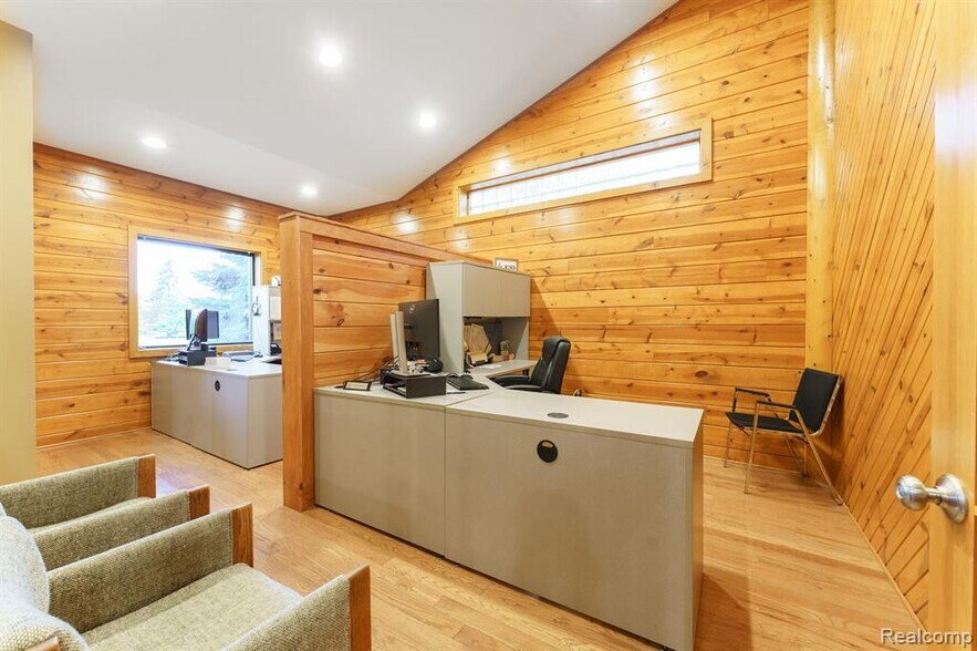 More Photos Of 51 Chilson Rd, Howell Loft Creative Space For Sale