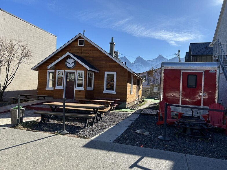 Primary Photo Of 633 Main St, Canmore Storefront For Sale