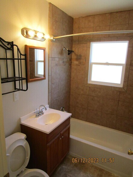 More Photos Of 531 N 11th St, Klamath Falls Apartments For Sale
