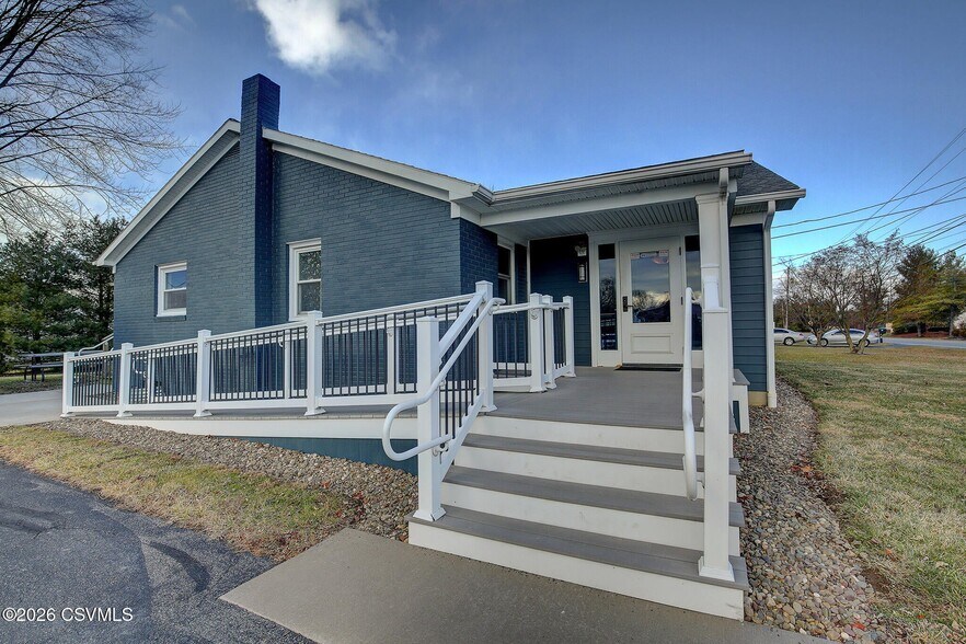 More Photos Of 121 Jpm Rd, Lewisburg Healthcare For Sale
