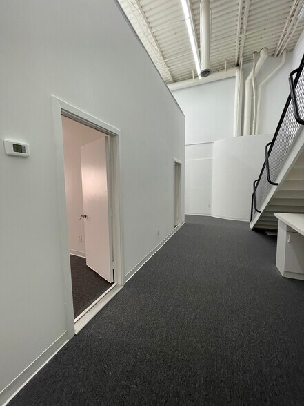 More Photos Of 4919 Bethesda Ave, Bethesda Loft Creative Space For Lease