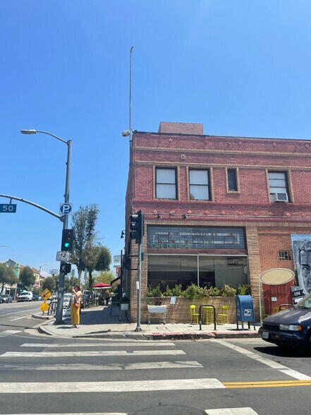 More Photos Of 4941 York Blvd, Los Angeles Restaurant For Lease