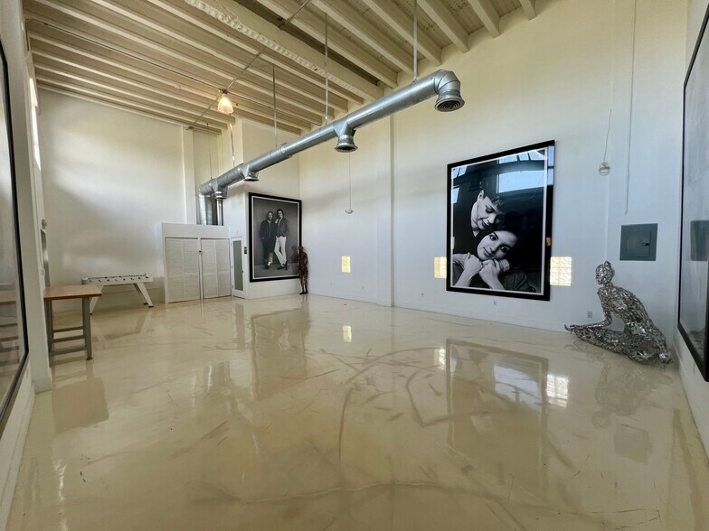 Primary Photo Of 7251 NE 2nd Ave, Miami Loft Creative Space For Lease
