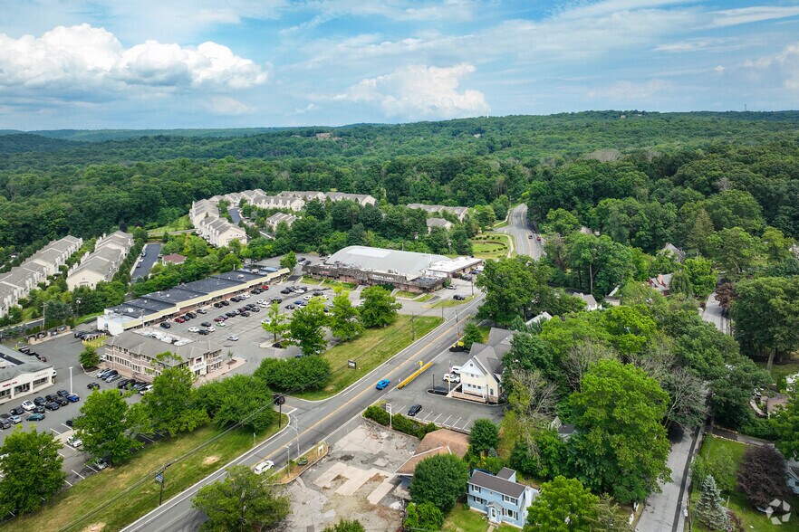 More Photos Of 43 Theatre Ctr, Sparta Bowling Alley For Sale