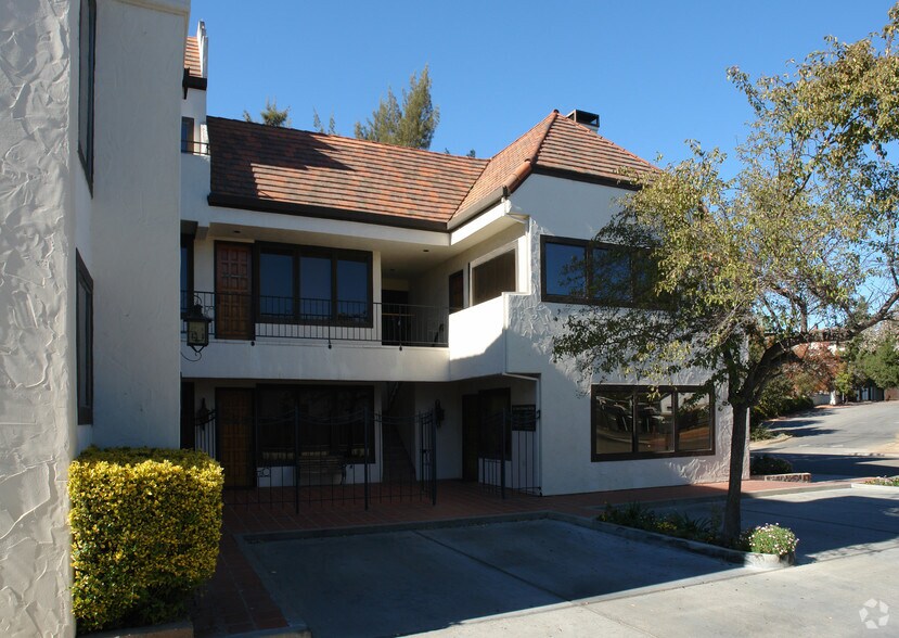 More Photos Of 1610 Oak St, Solvang Office For Lease