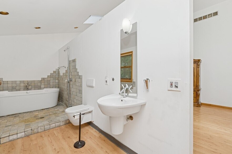More Photos Of W1800 County Road B, Genoa City Specialty For Sale