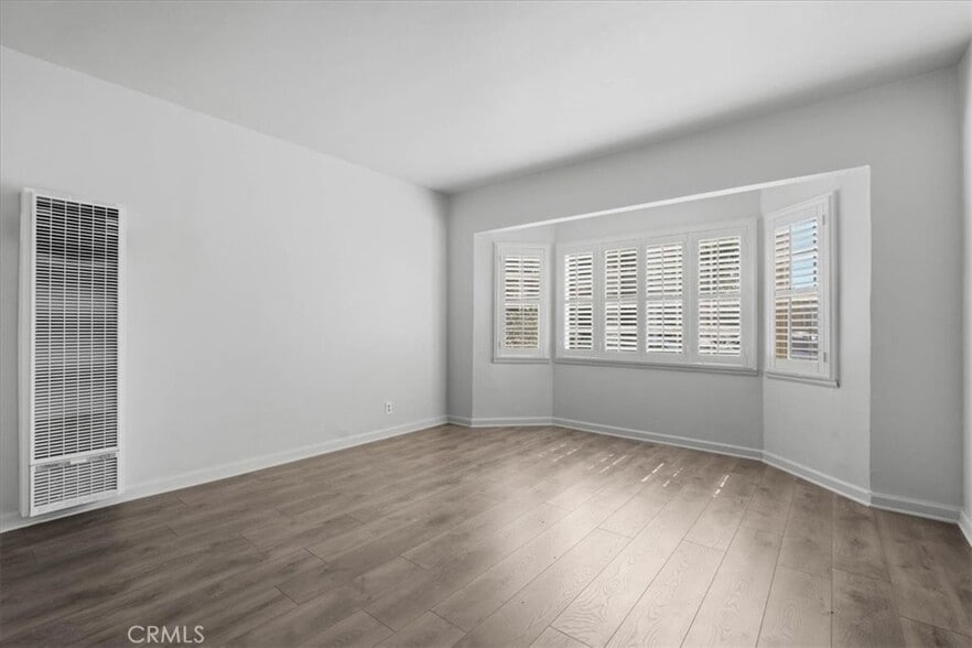 More Photos Of 1901 Hauser Blvd, Los Angeles Apartments For Sale