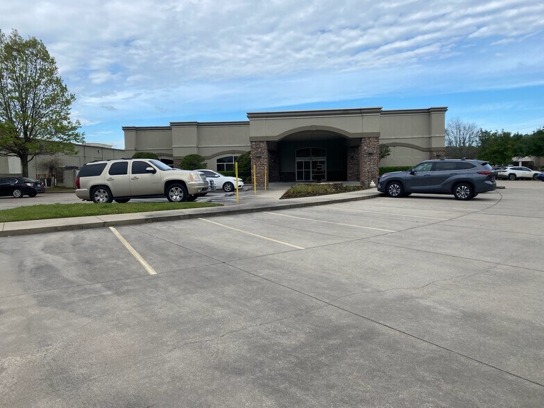 More Photos Of 725 N Ashley Ridge Loop, Shreveport Medical For Lease