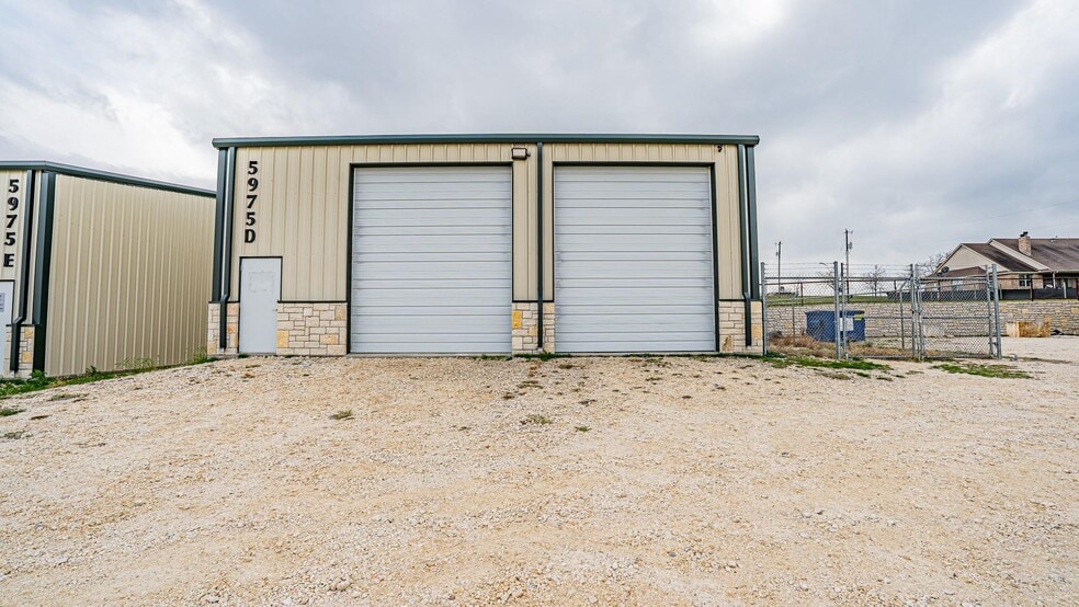 Primary Photo Of 5975 Stacy Ln, Weatherford Industrial For Lease