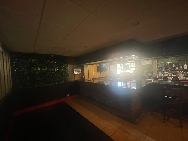 More Photos Of 1700 US-280, Phenix City Hotel For Sale