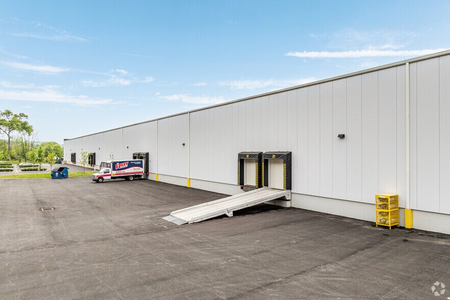 More Photos Of 901 Skelp Level Rd, Downingtown Warehouse For Lease