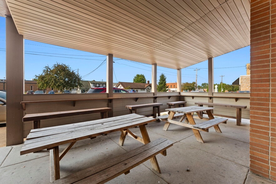 More Photos Of 118 Railroad Ave NE, Mora General Retail For Sale