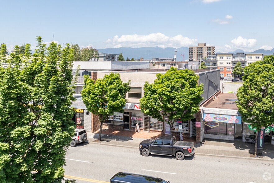More Photos Of 22359 Lougheed Hwy, Maple Ridge Storefront Retail Office For Lease