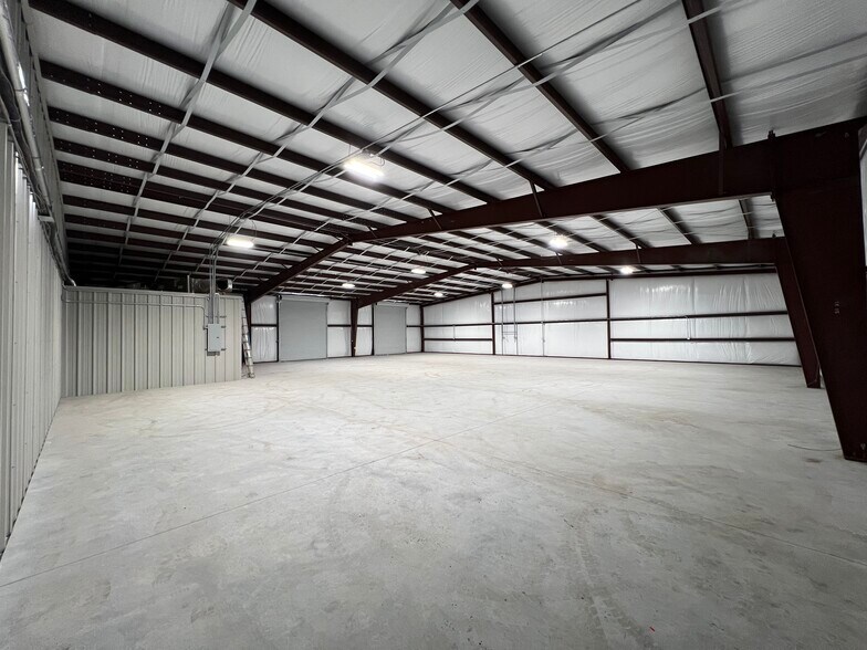 More Photos Of 154 Professional Circle A, Saint Marys Industrial For Sale