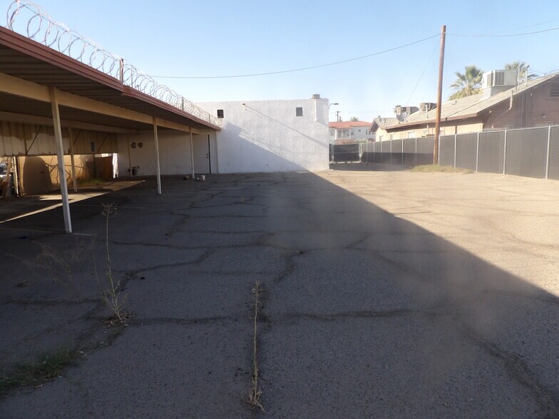 More Photos Of 765 Broadway Ave, El Centro Medical For Sale