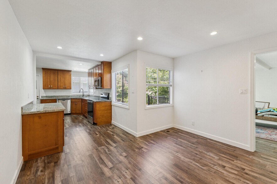 More Photos Of 3851 Vineyard Ave, Pleasanton Multifamily For Sale