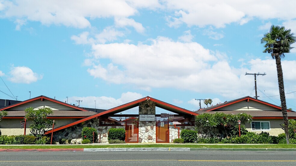 More Photos Of 6851 Dale St, Buena Park Multifamily For Sale