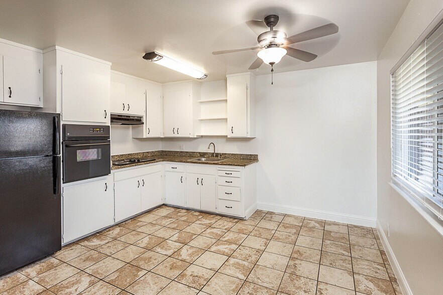 More Photos Of 2104 Royal Dr, Santa Clara Apartments For Sale