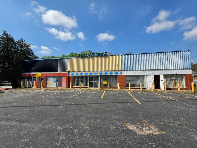 More Photos Of 4527 Jonesboro Rd, Forest Park Freestanding For Sale