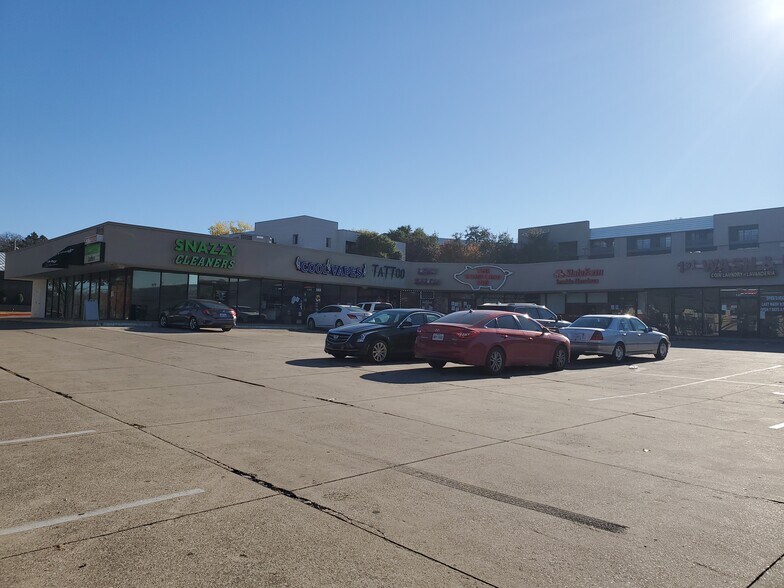 Primary Photo Of 8786 Ferguson Rd, Dallas General Retail For Lease