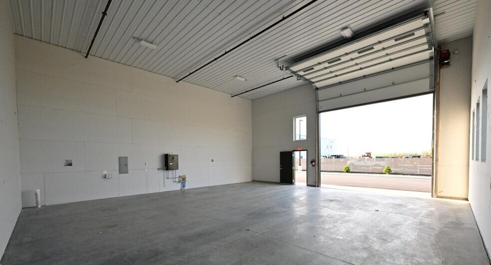 More Photos Of 940 McKinley Pky, Delano Light Manufacturing For Sale