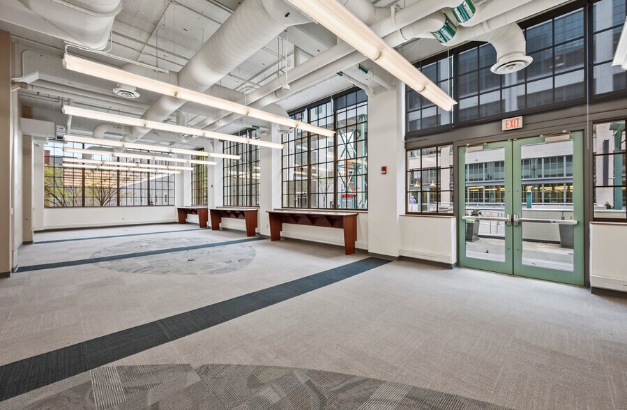 More Photos Of 525 Vine St, Winston-Salem Office For Lease