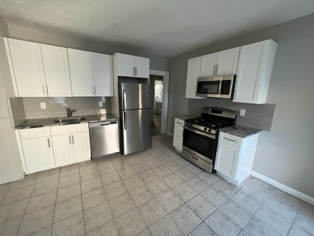 More Photos Of 140 Daly Ave, New Britain Apartments For Sale