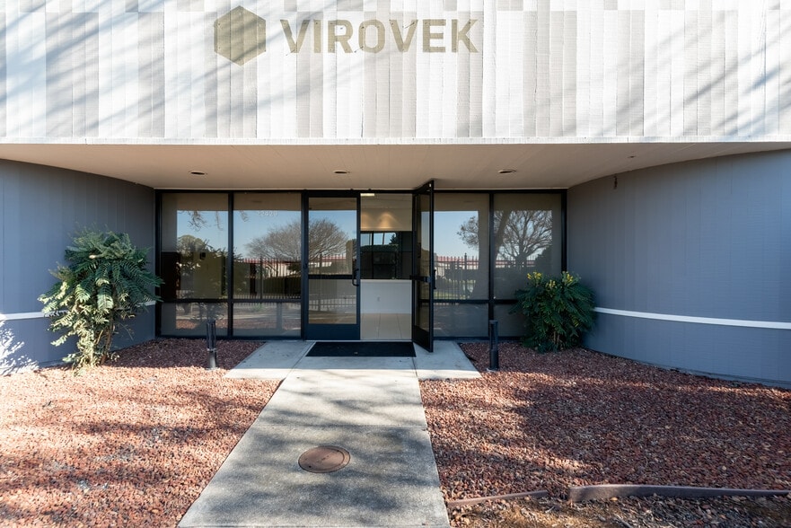 More Photos Of 22421-22429 Hesperian Blvd, Hayward Research And Development For Sale