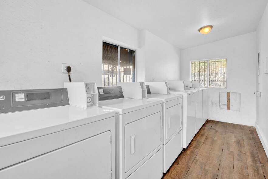 More Photos Of 2424 E Grandview Rd, Phoenix Apartments For Sale