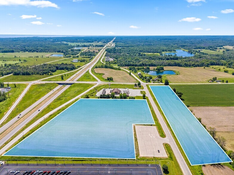 Primary Photo Of Hwy EE & Hwy 41/141, Abrams Land For Sale