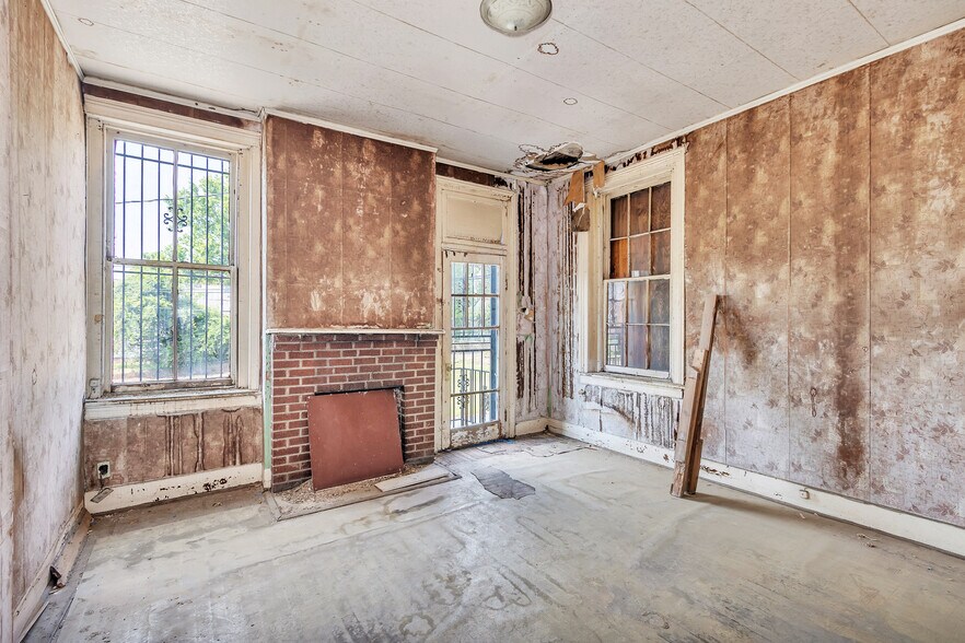 More Photos Of 1800-1810 Broad St, Augusta Storefront Retail Office For Sale