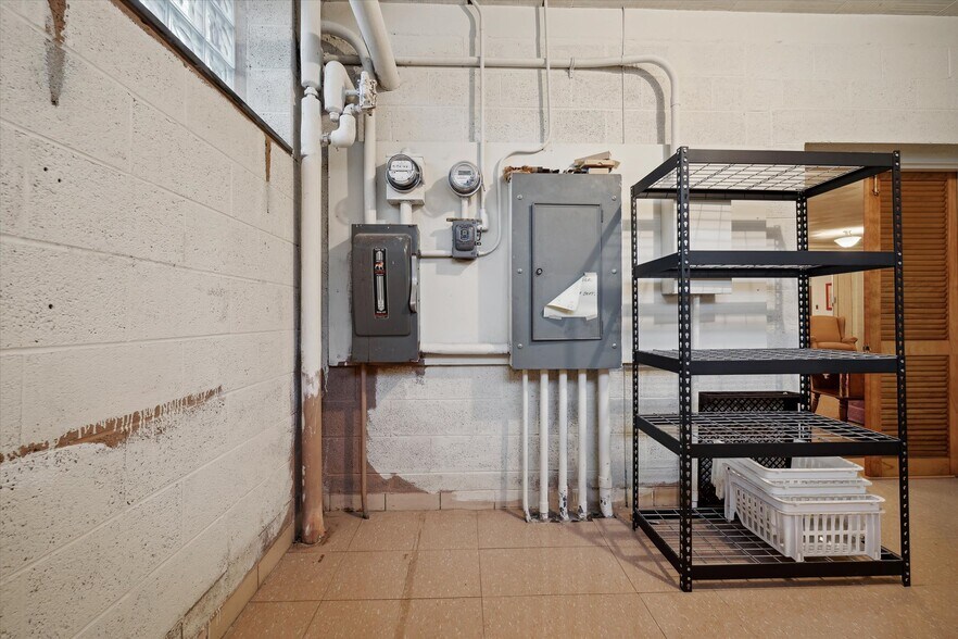 More Photos Of 725 Navarre Ave, Toledo Religious Facility For Sale