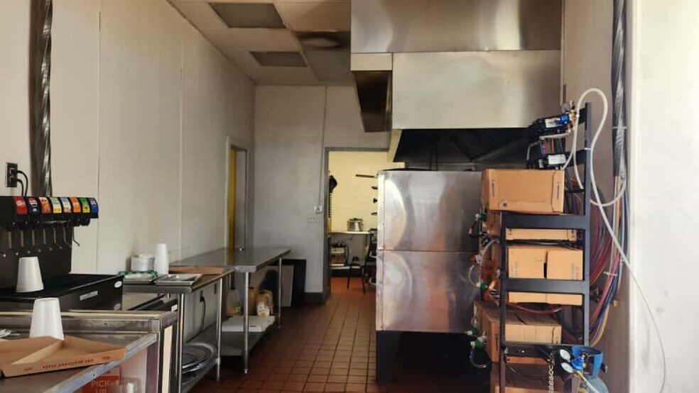 More Photos Of 23255 Kingsland Blvd, Katy Restaurant For Lease