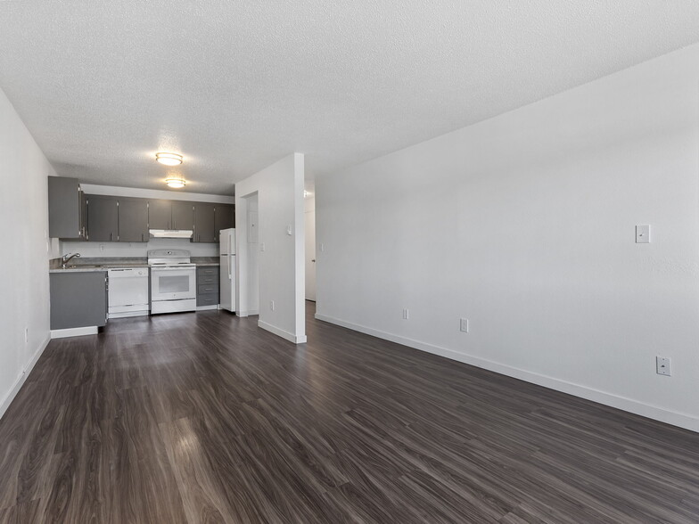 More Photos Of 210 Bethel St NE, Olympia Apartments For Sale