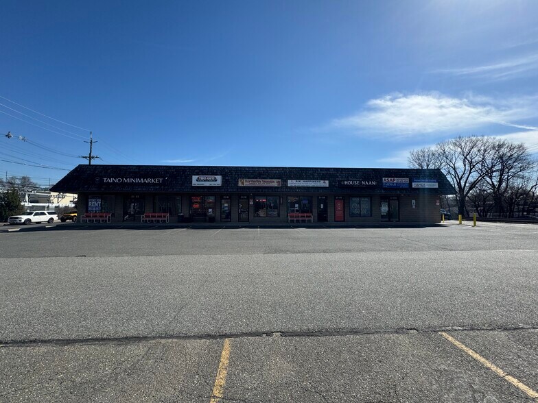 More Photos Of 21-20 Morlot Ave, Fair Lawn Storefront Retail Office For Lease