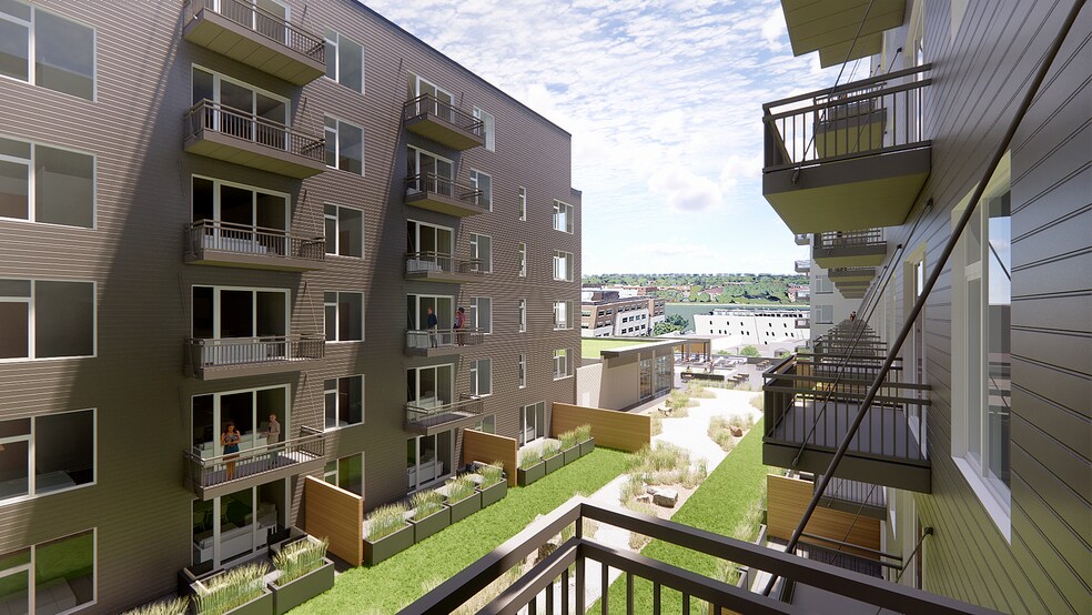 More Photos Of 215 N Adams St, Green Bay Apartments For Lease