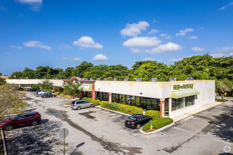 More Photos Of 5101-5195 S University Dr, Davie Unknown For Lease
